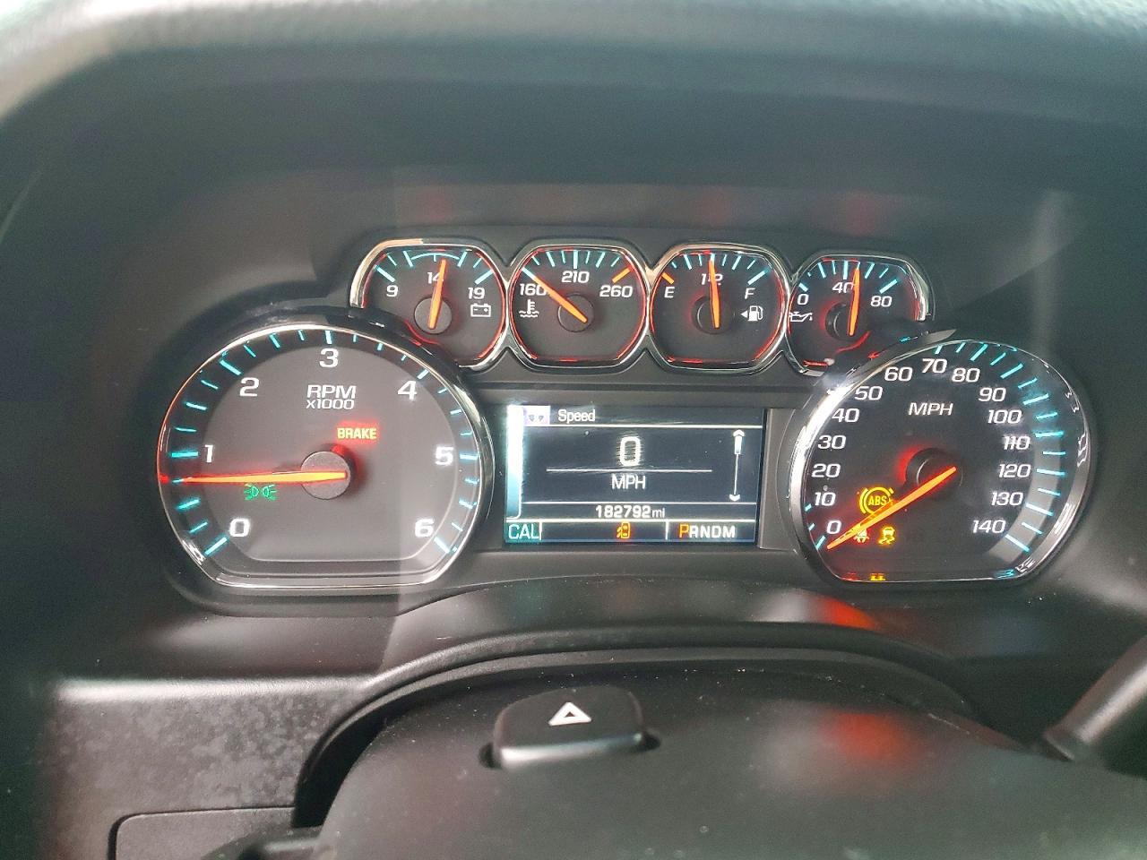 2015 Chevrolet Suburban C1500 Lt - zdjęcie 9