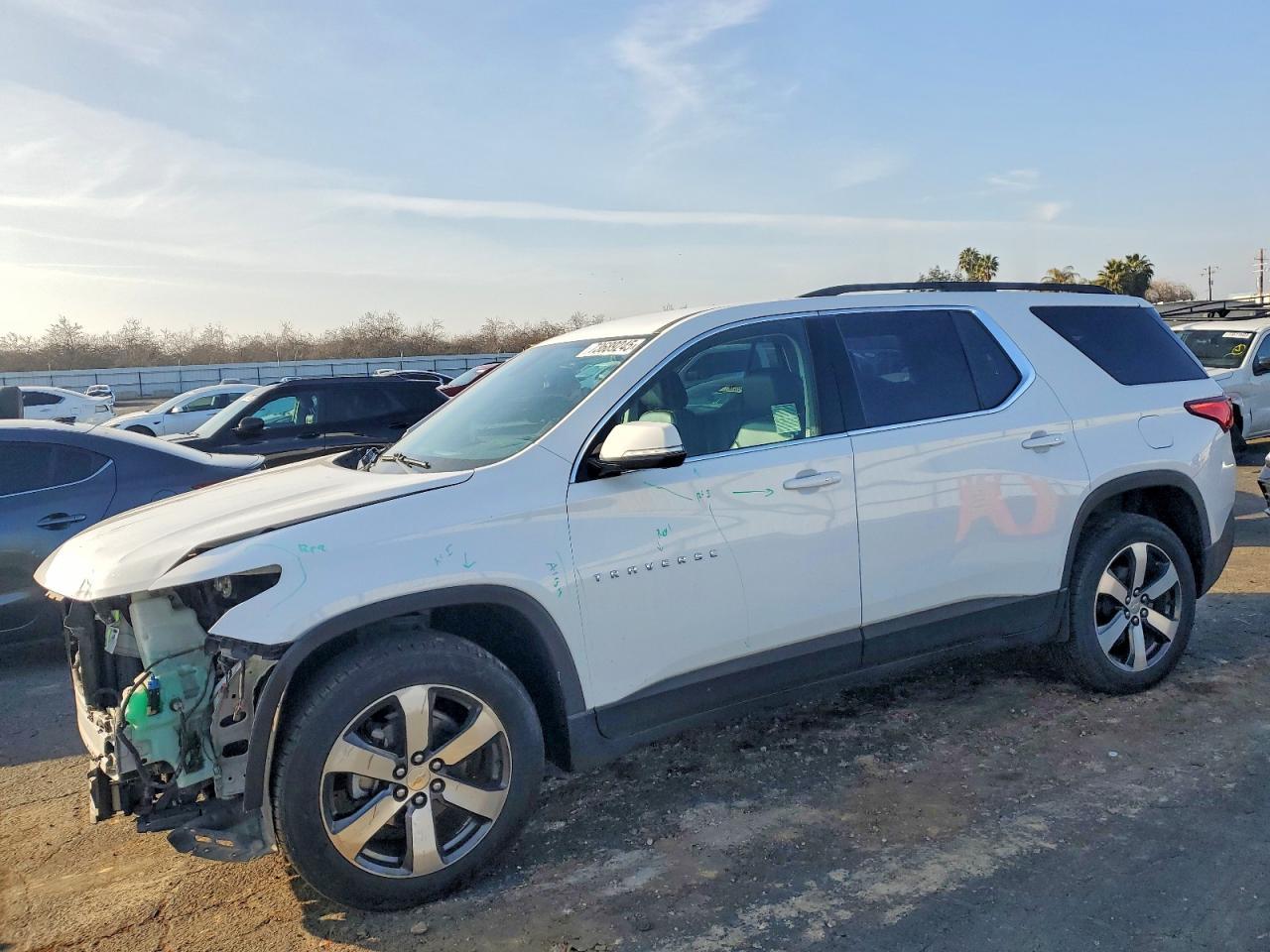 2020 Chevrolet Traverse Lt - zdjęcie główne