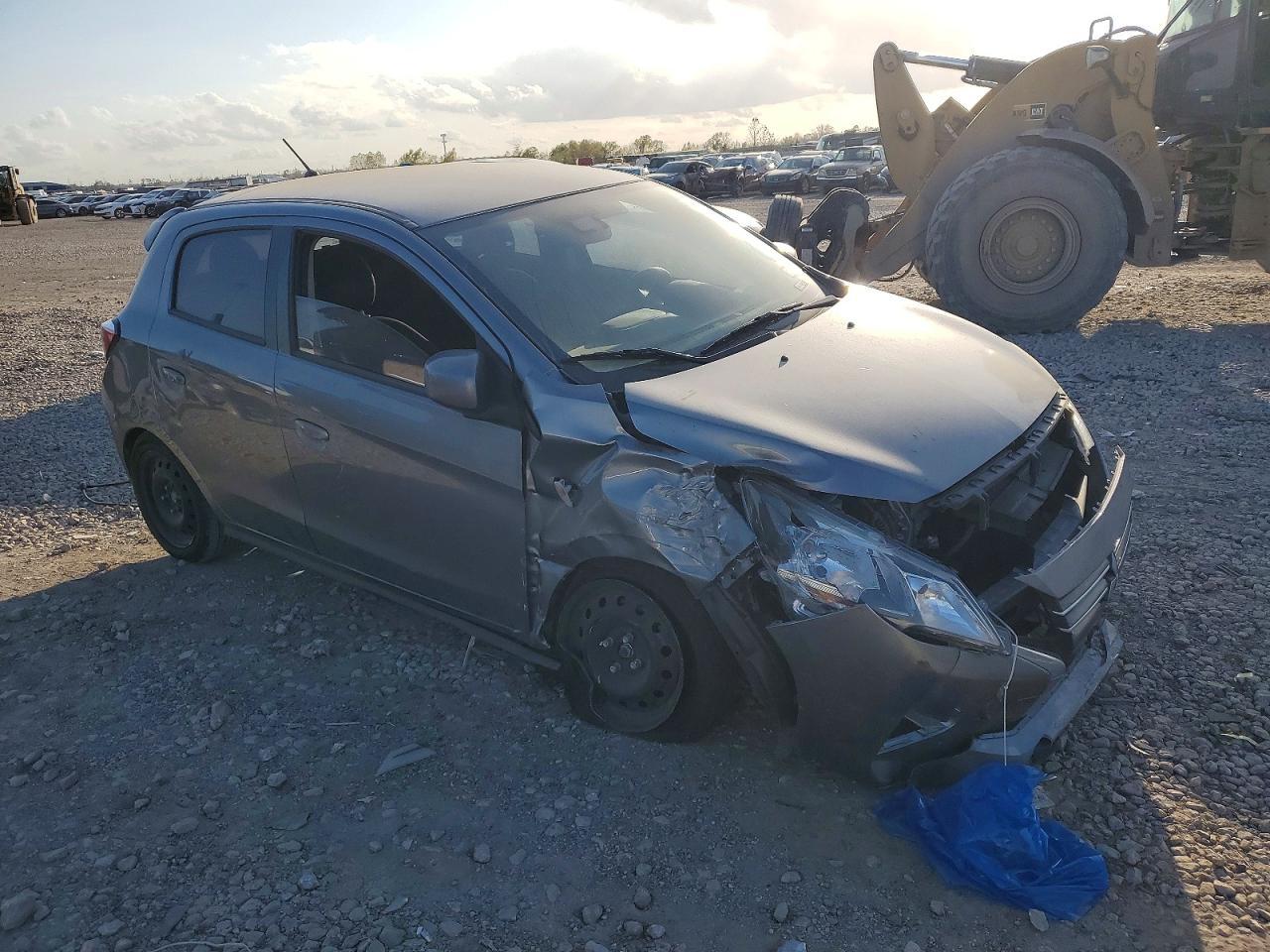 2023 Mitsubishi Mirage Es - zdjęcie 4