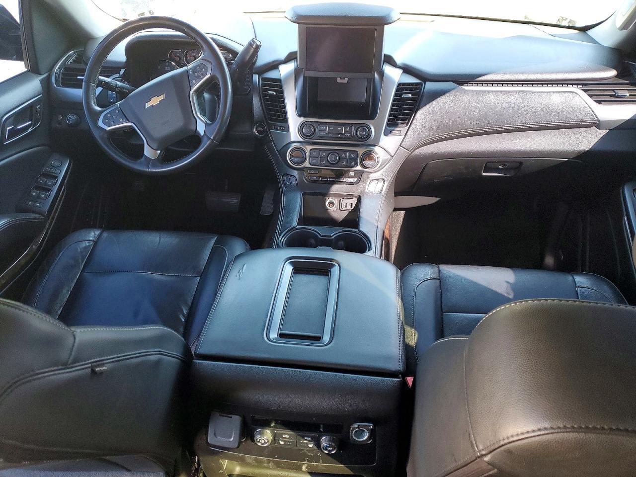 2018 Chevrolet Tahoe C1500 Lt - zdjęcie 8