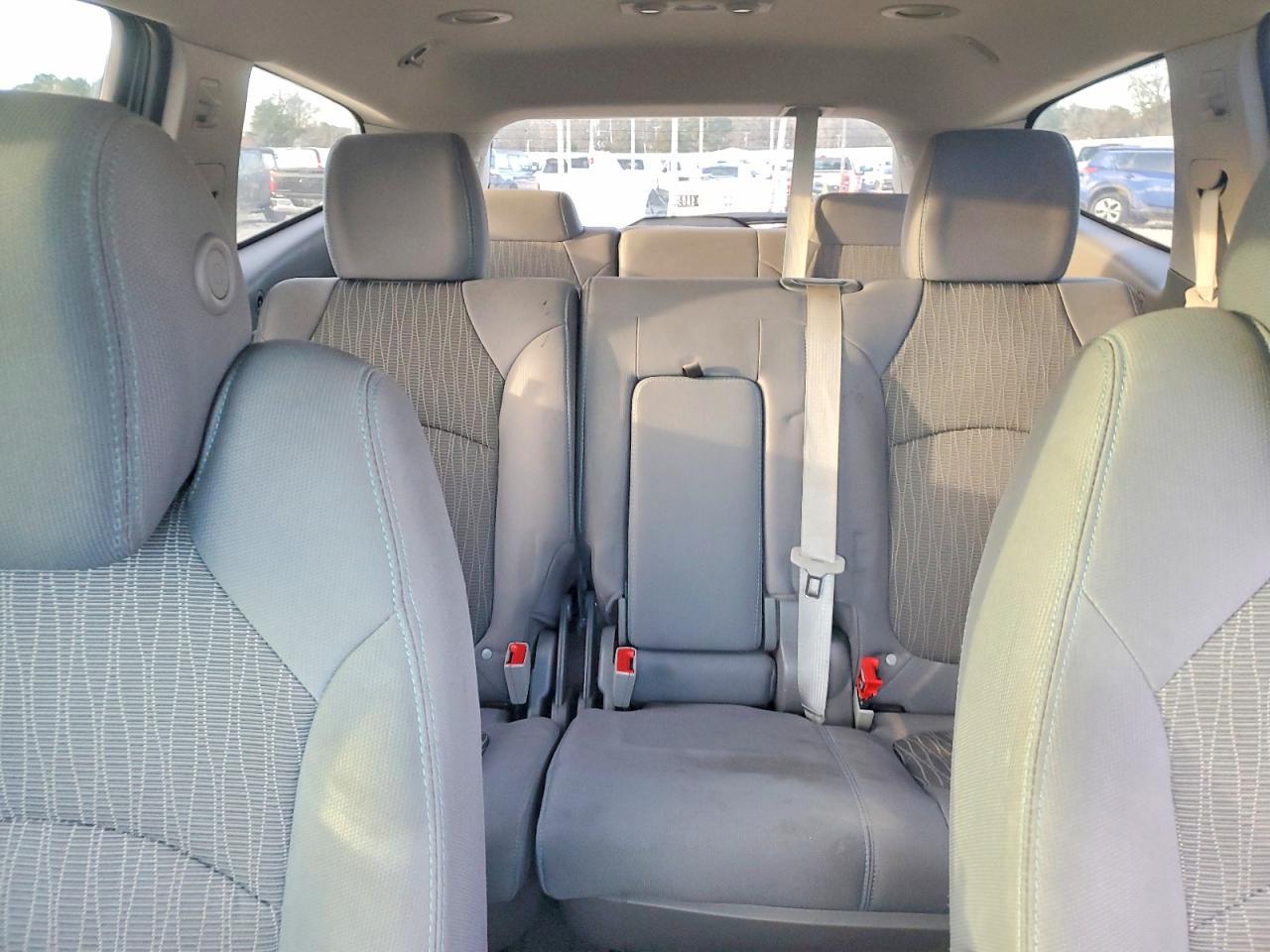 2017 Chevrolet Traverse Ls - zdjęcie 10