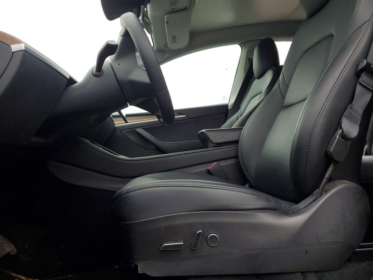 2023 Tesla Model Y - zdjęcie 7