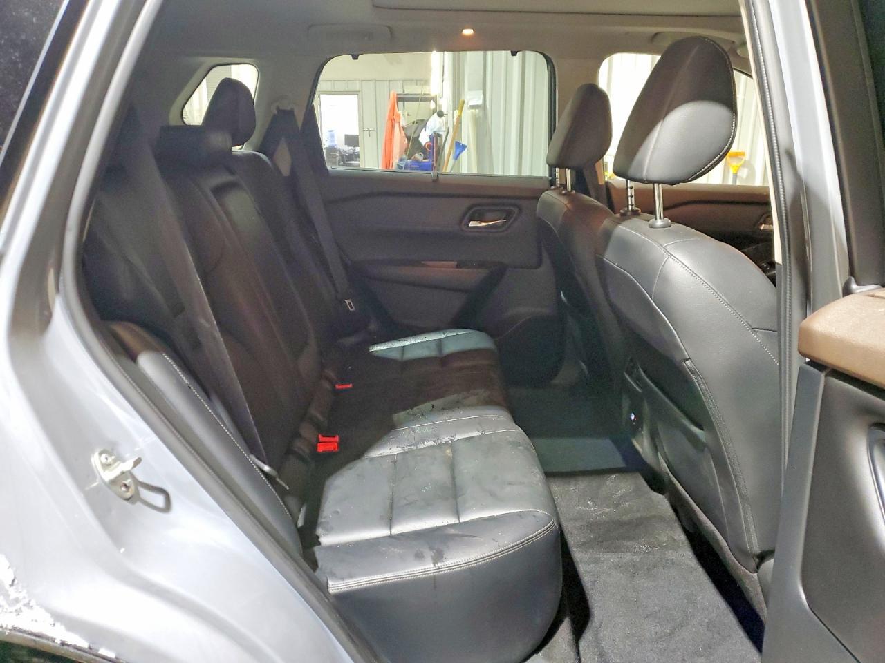 2022 Nissan Rogue Sl - zdjęcie 11