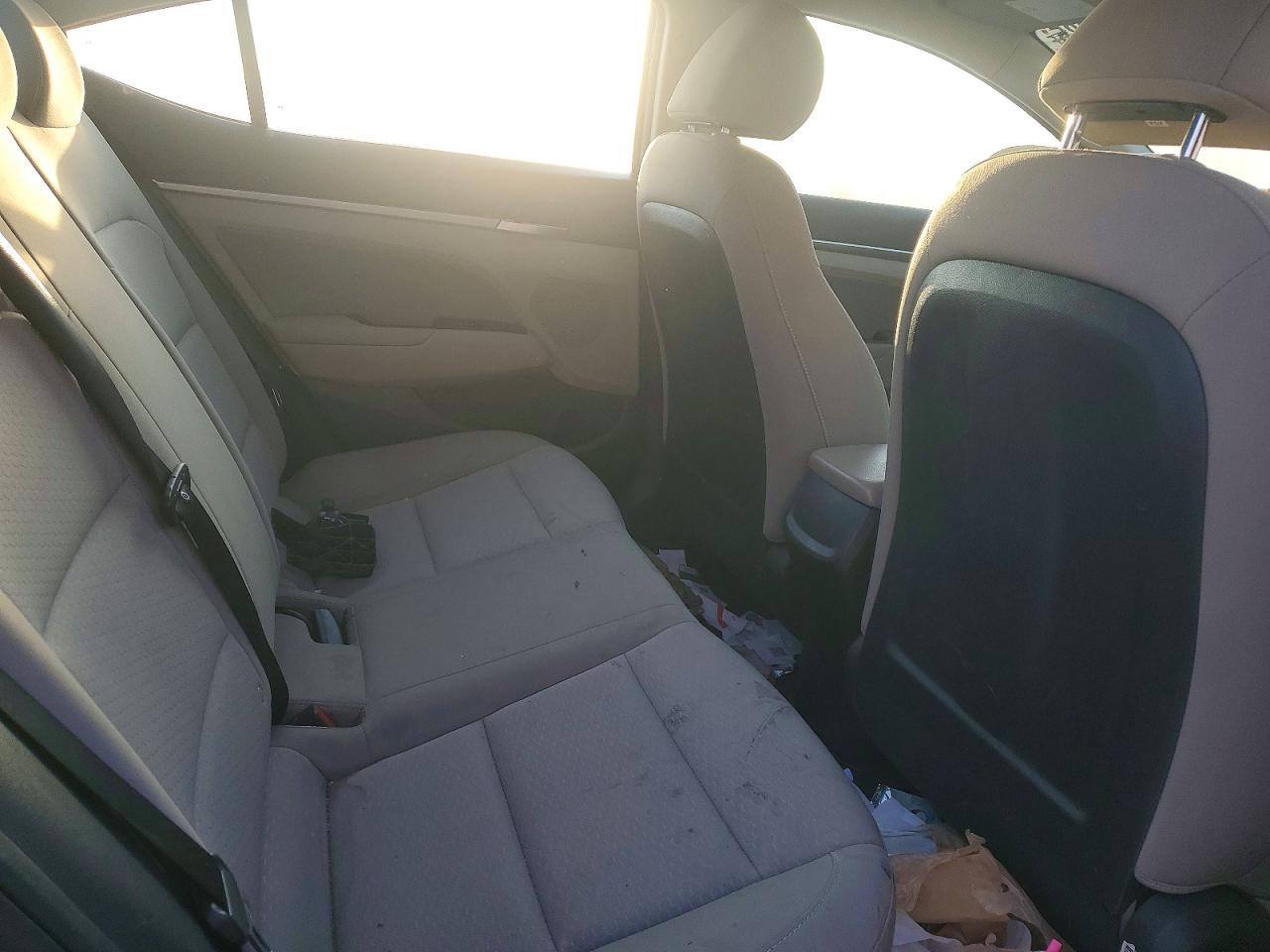 2020 Hyundai Elantra Sel - zdjęcie 10