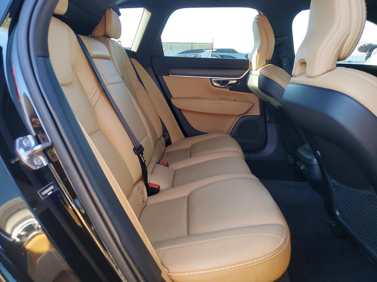 2019 Volvo V90 Cross Country T5 Momentum - zdjęcie 10