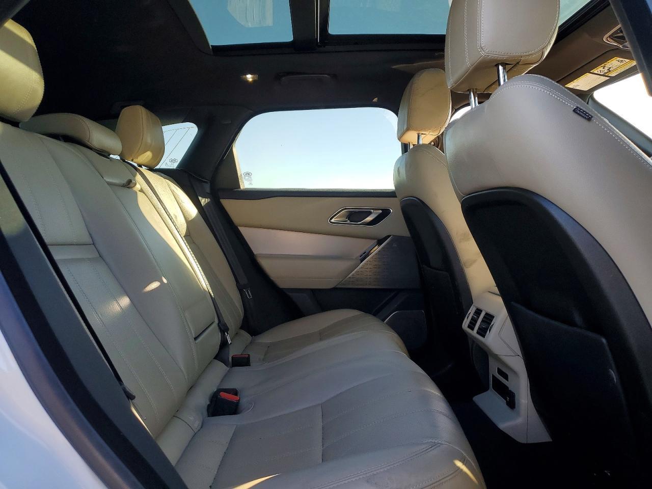 2019 Land Rover Range Rover Velar R-Dynamic Se - zdjęcie 11