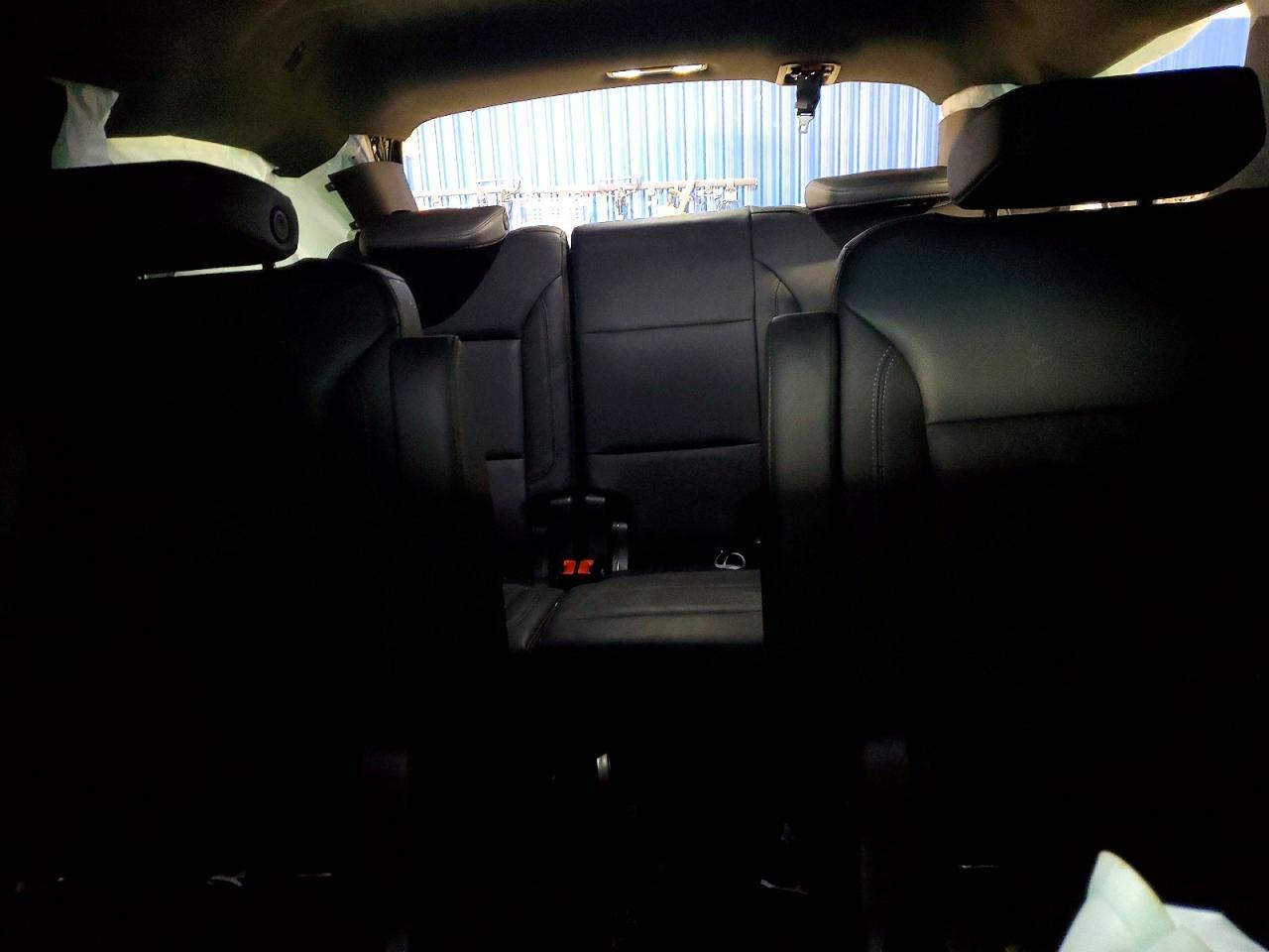 2021 Chevrolet Tahoe K1500 Z71 - zdjęcie 10