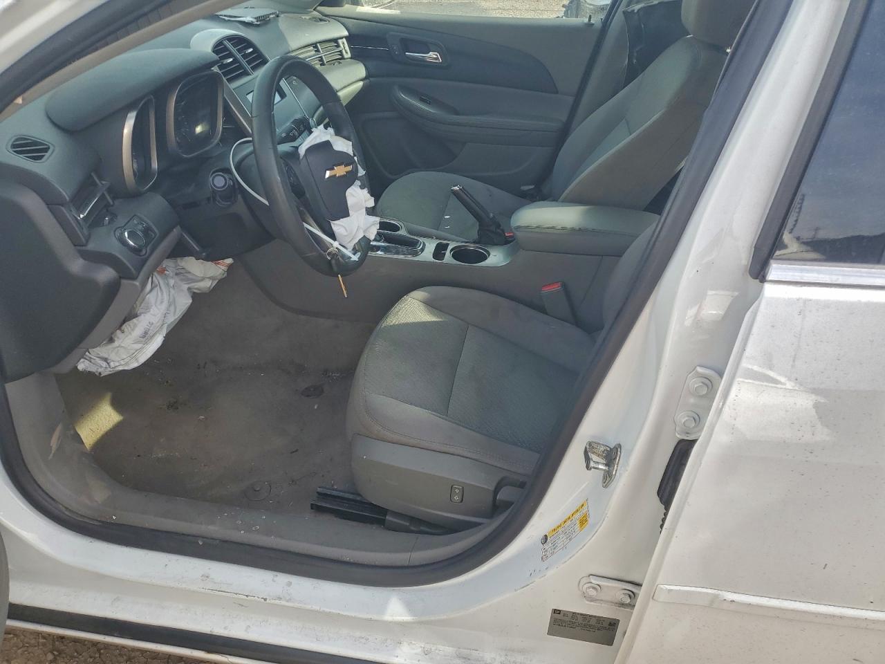 2015 Chevrolet Malibu Ls - zdjęcie 7