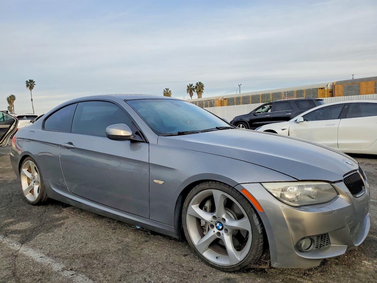 2013 BMW 335 I - zdjęcie 4