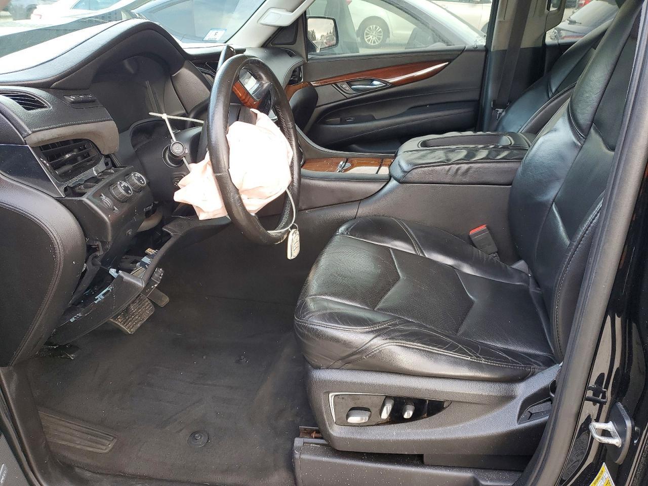 2015 Cadillac Escalade Luxury - zdjęcie 7