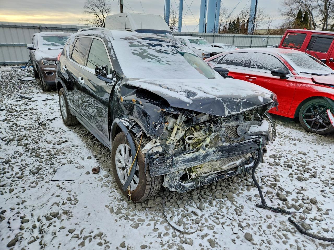 2019 Nissan Rogue S - zdjęcie 4