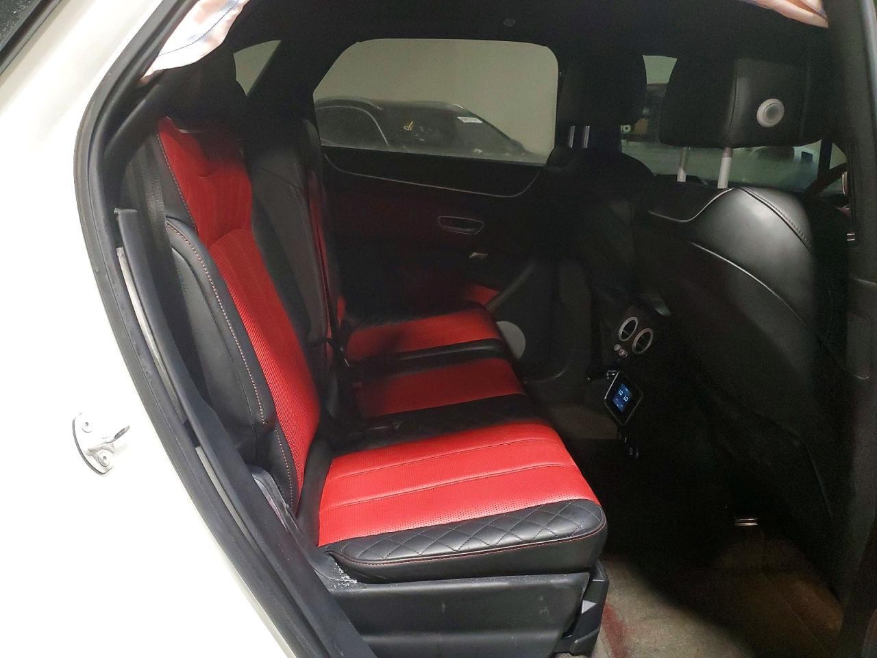 2018 Bentley Bentayga - zdjęcie 10