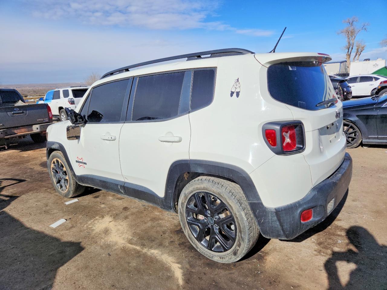 2017 Jeep Renegade Latitude - zdjęcie 2