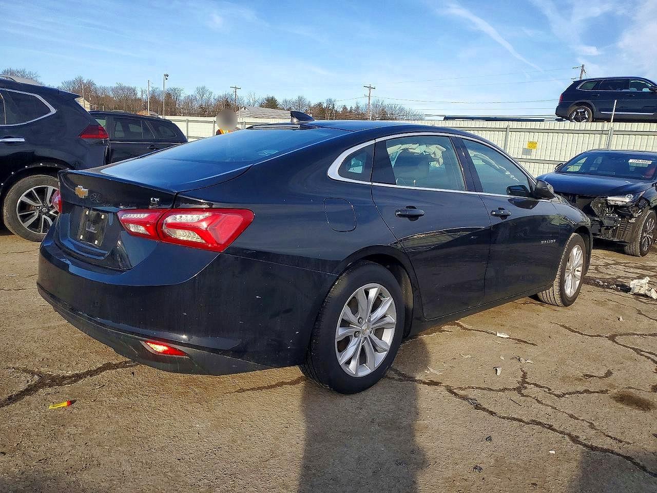 2022 Chevrolet Malibu Lt - zdjęcie 3