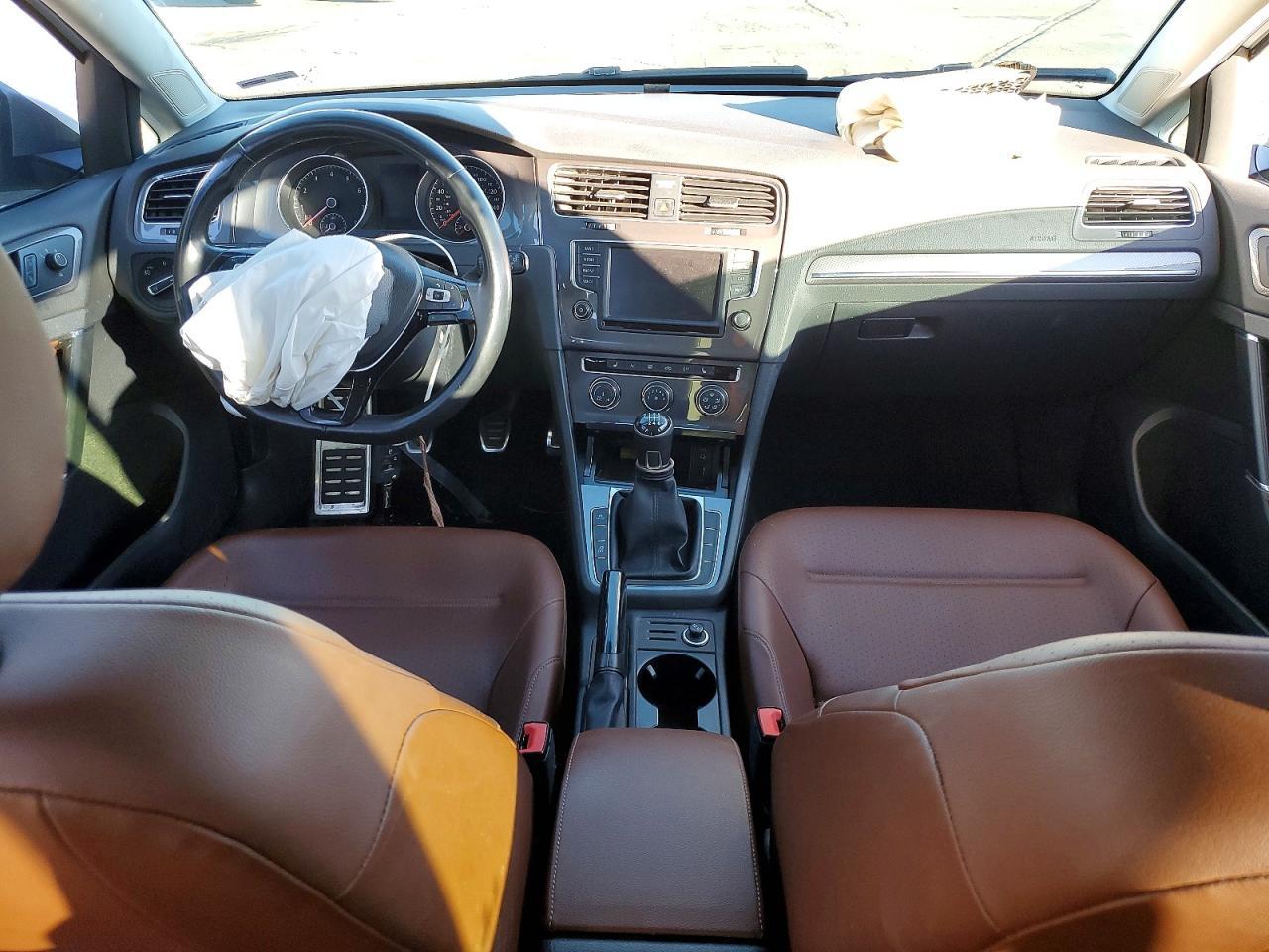 2017 Volkswagen Golf Alltrack S - zdjęcie 8