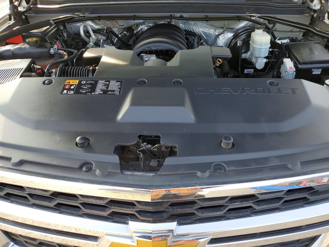 2015 Chevrolet Suburban C1500 Lt - zdjęcie 12