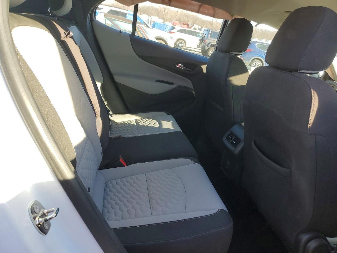 2019 Chevrolet Equinox Ls - zdjęcie 11