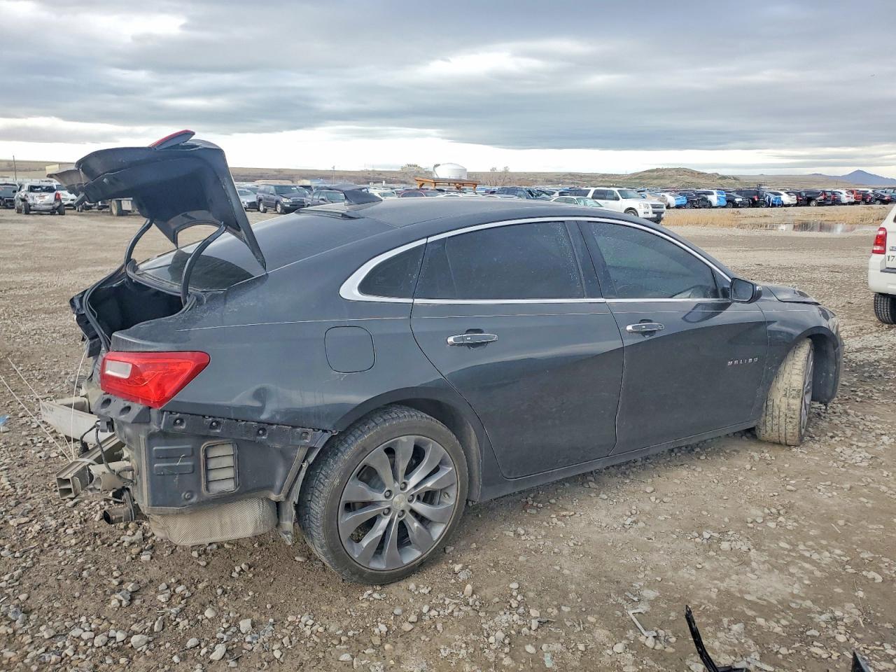 2016 Chevrolet Malibu Premier - zdjęcie 3