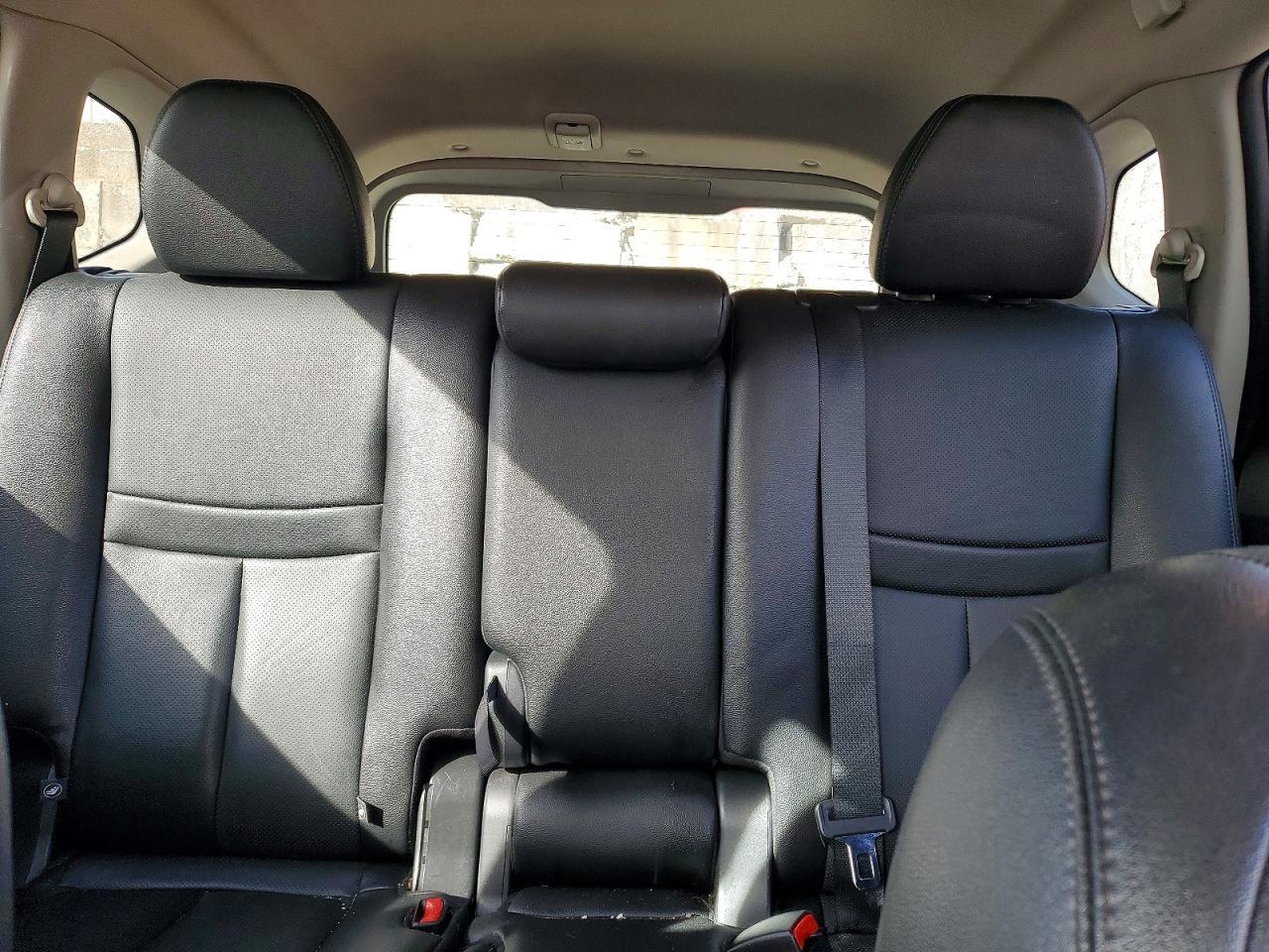2016 Nissan Rogue S - zdjęcie 10