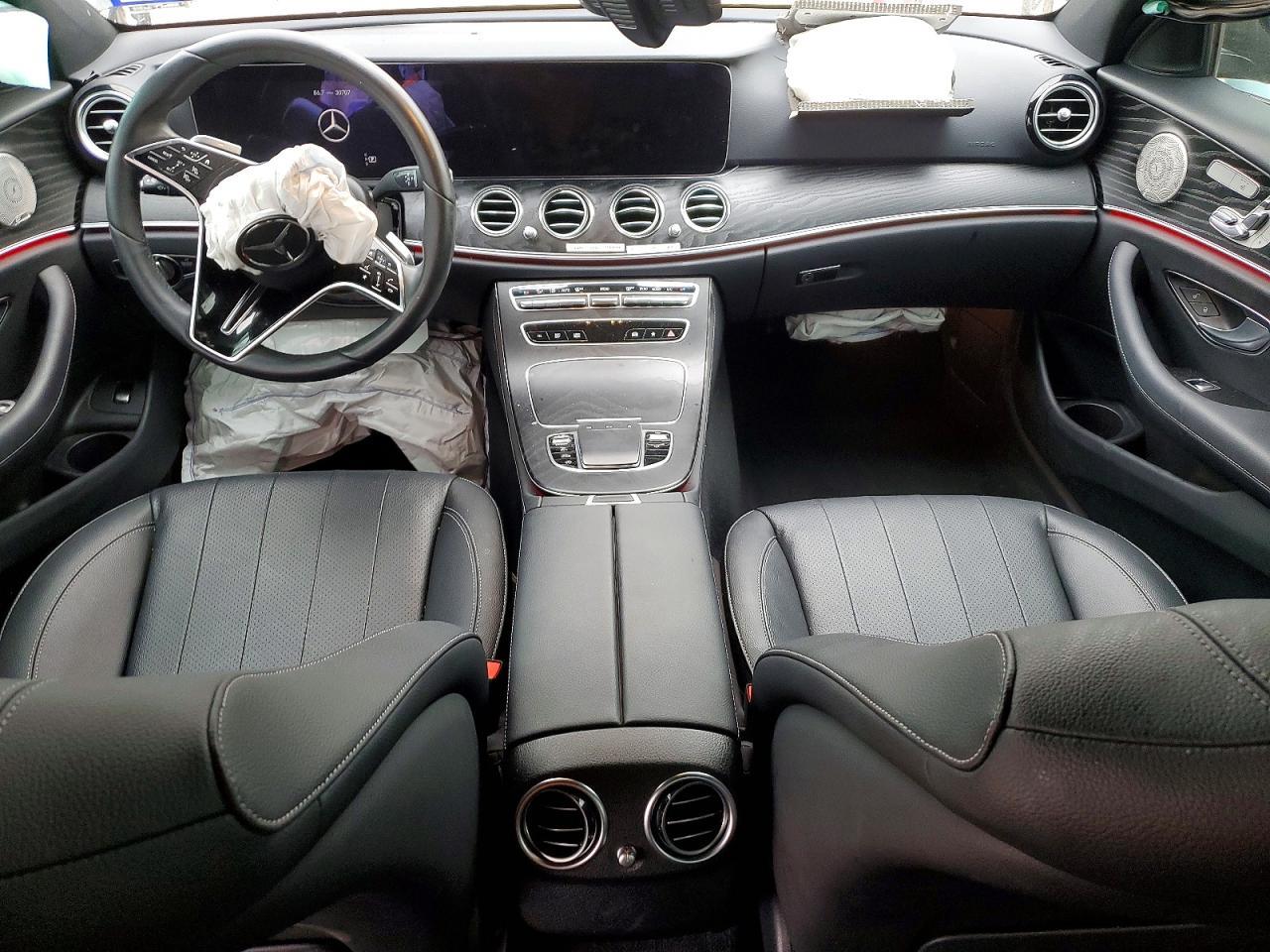 2023 Mercedes-Benz E 350 - zdjęcie 8