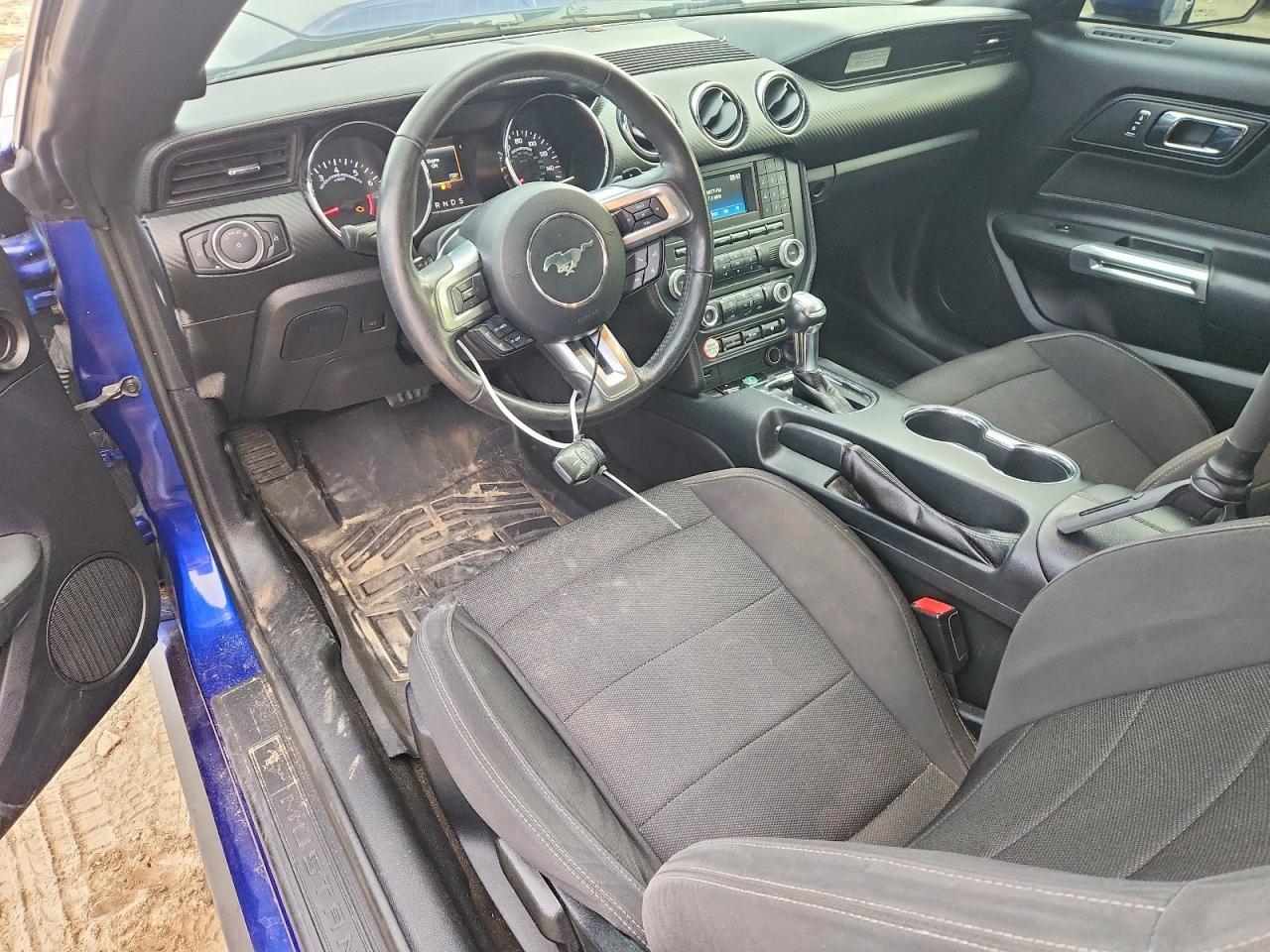 2016 Ford Mustang - zdjęcie 8
