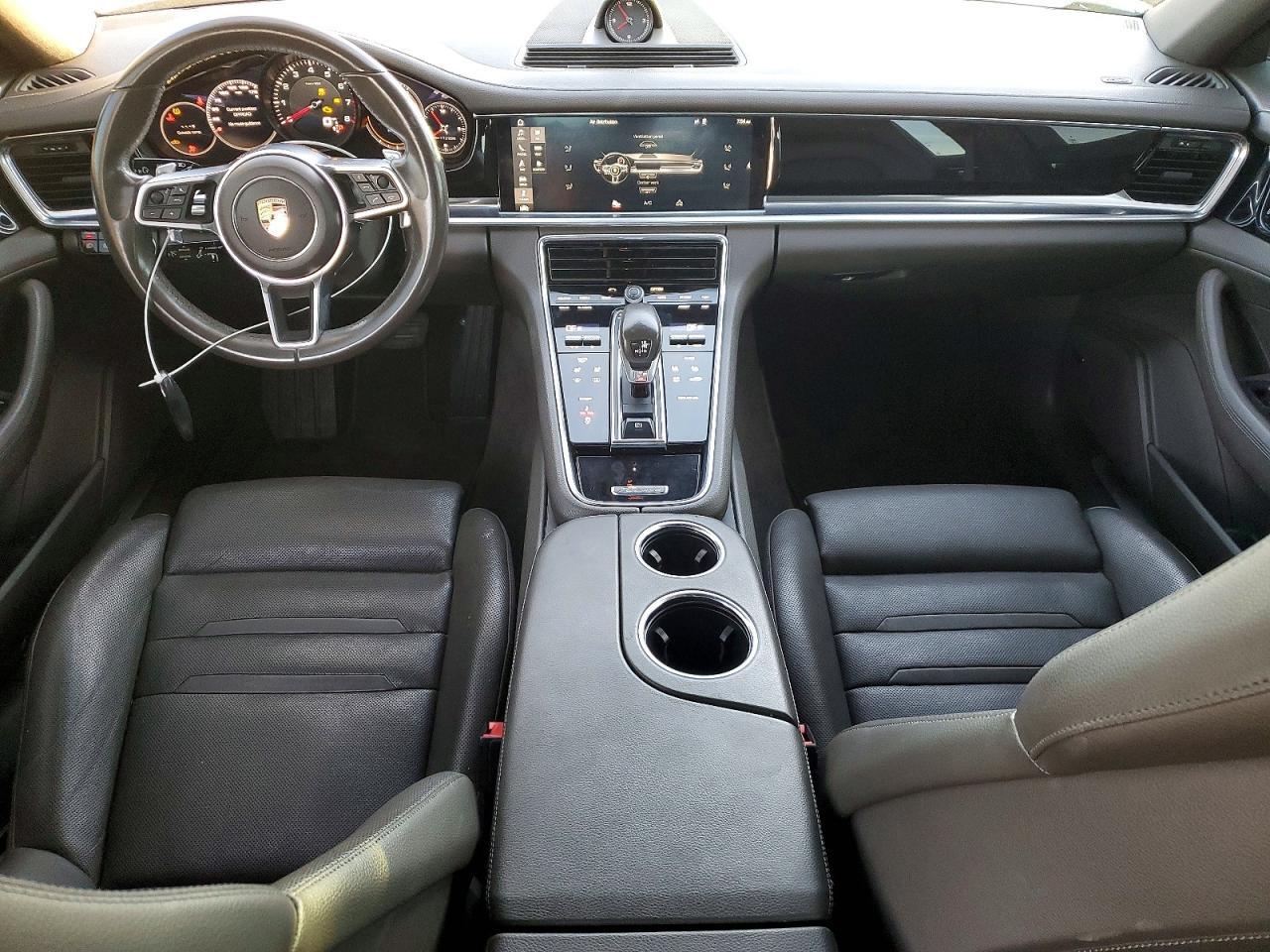 2017 Porsche Panamera 2 - zdjęcie 8