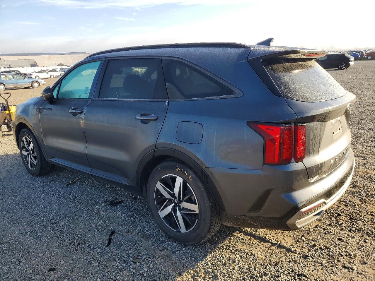 2021 Kia Sorento S - zdjęcie 2