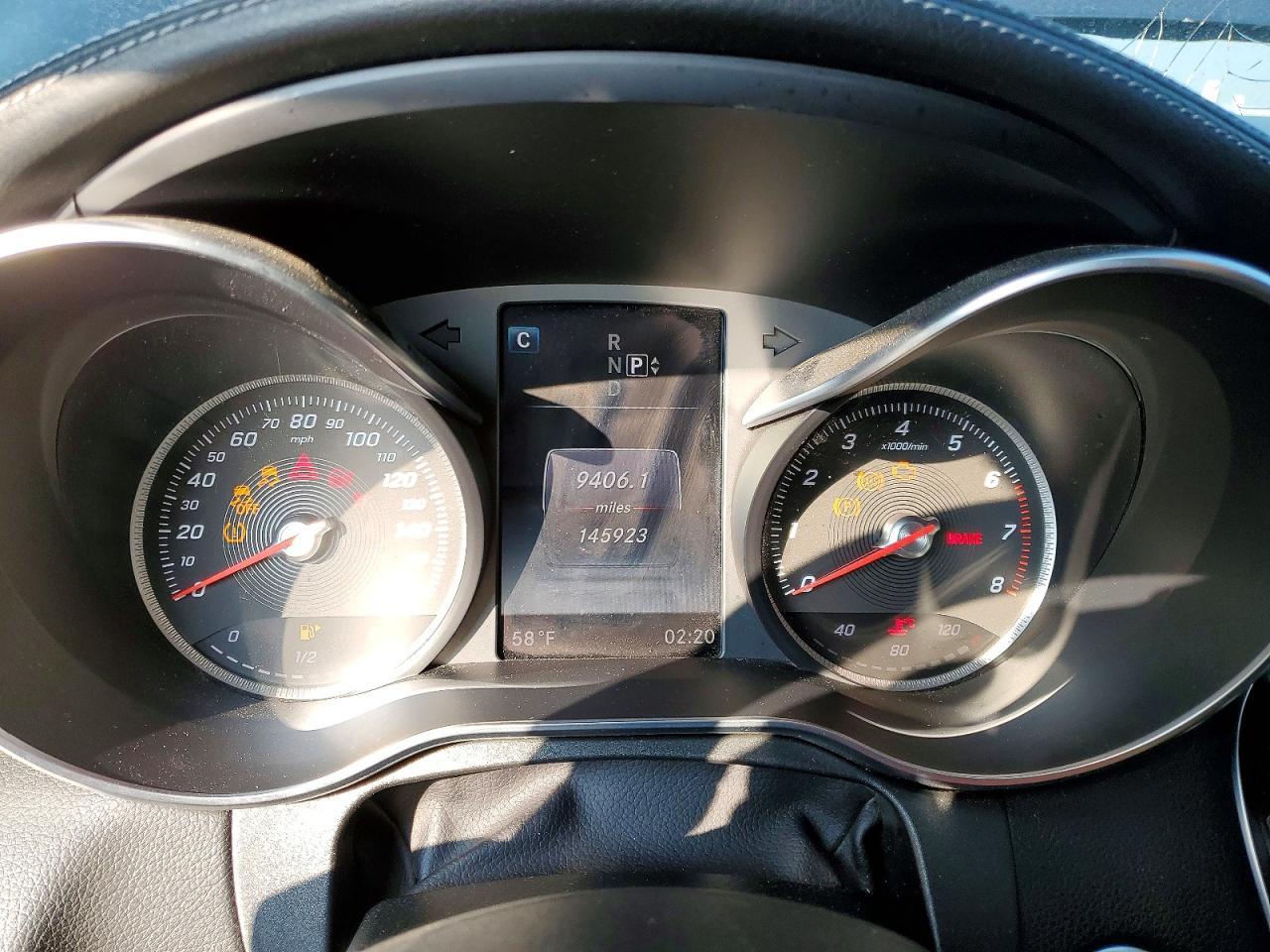 2015 Mercedes-Benz C 300 - zdjęcie 9