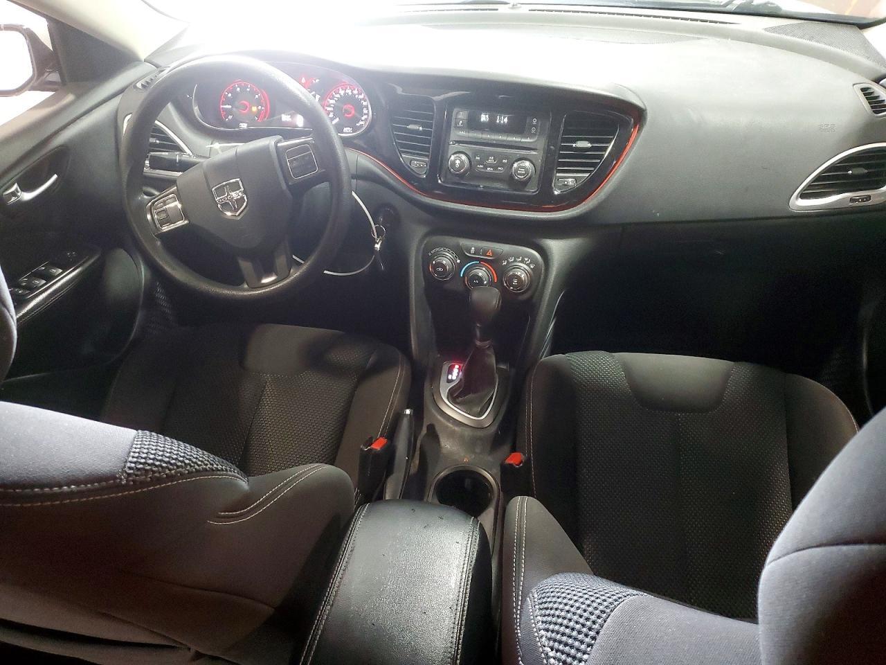 2015 Dodge Dart Sxt - zdjęcie 8