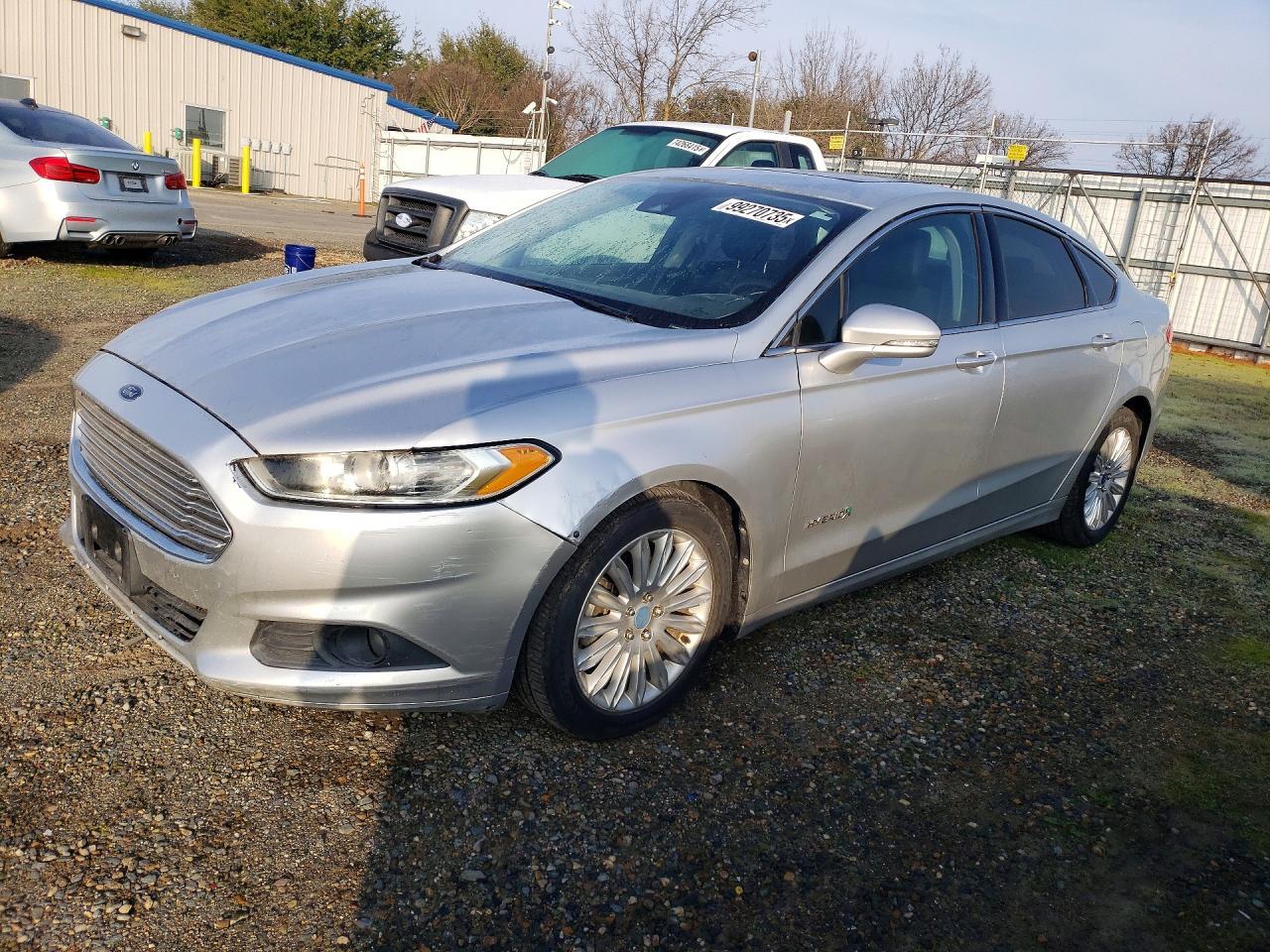 Ford Fusion - zdjęcie 1