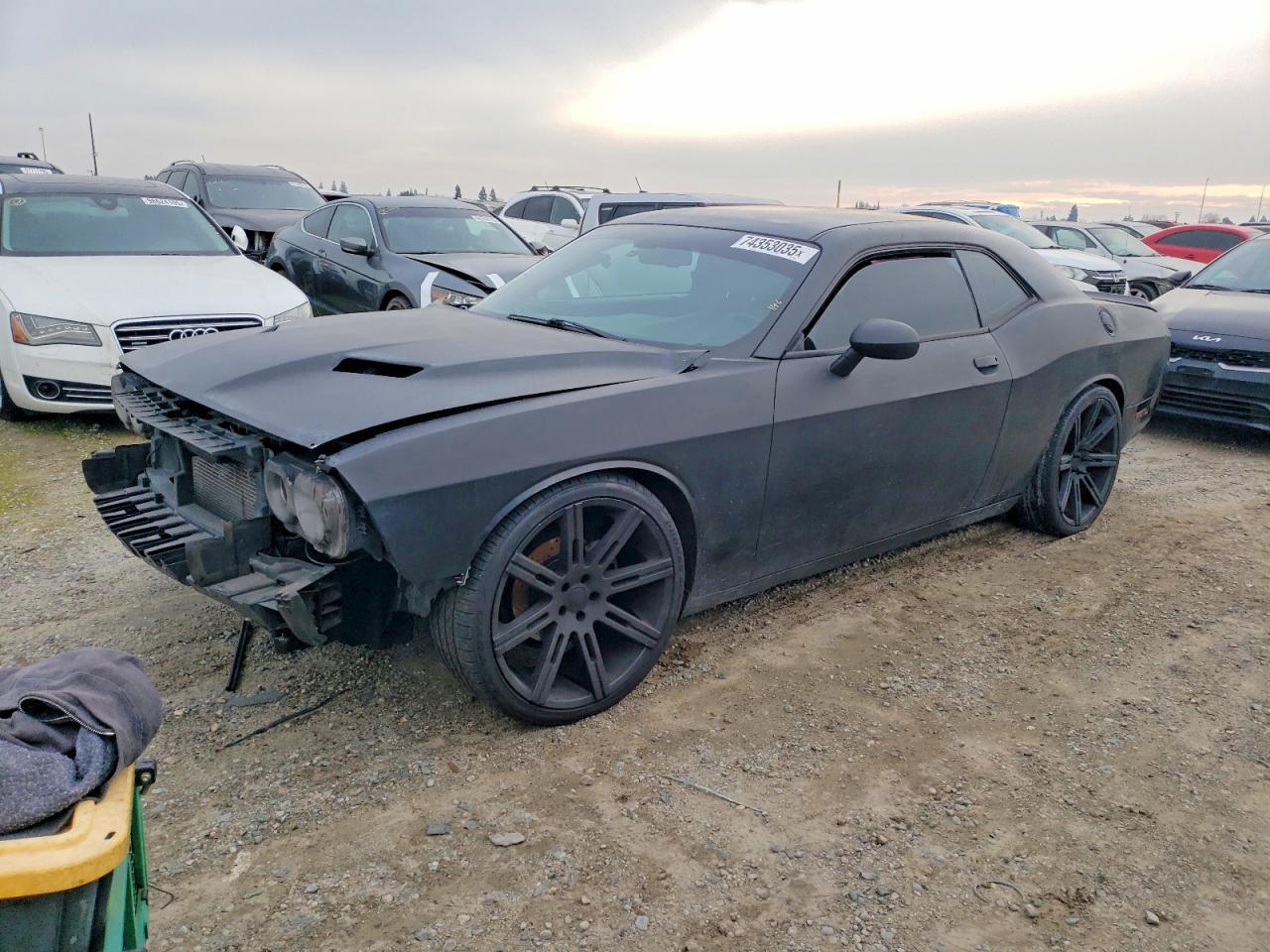 2015 Dodge Challenger Sxt - zdjęcie główne
