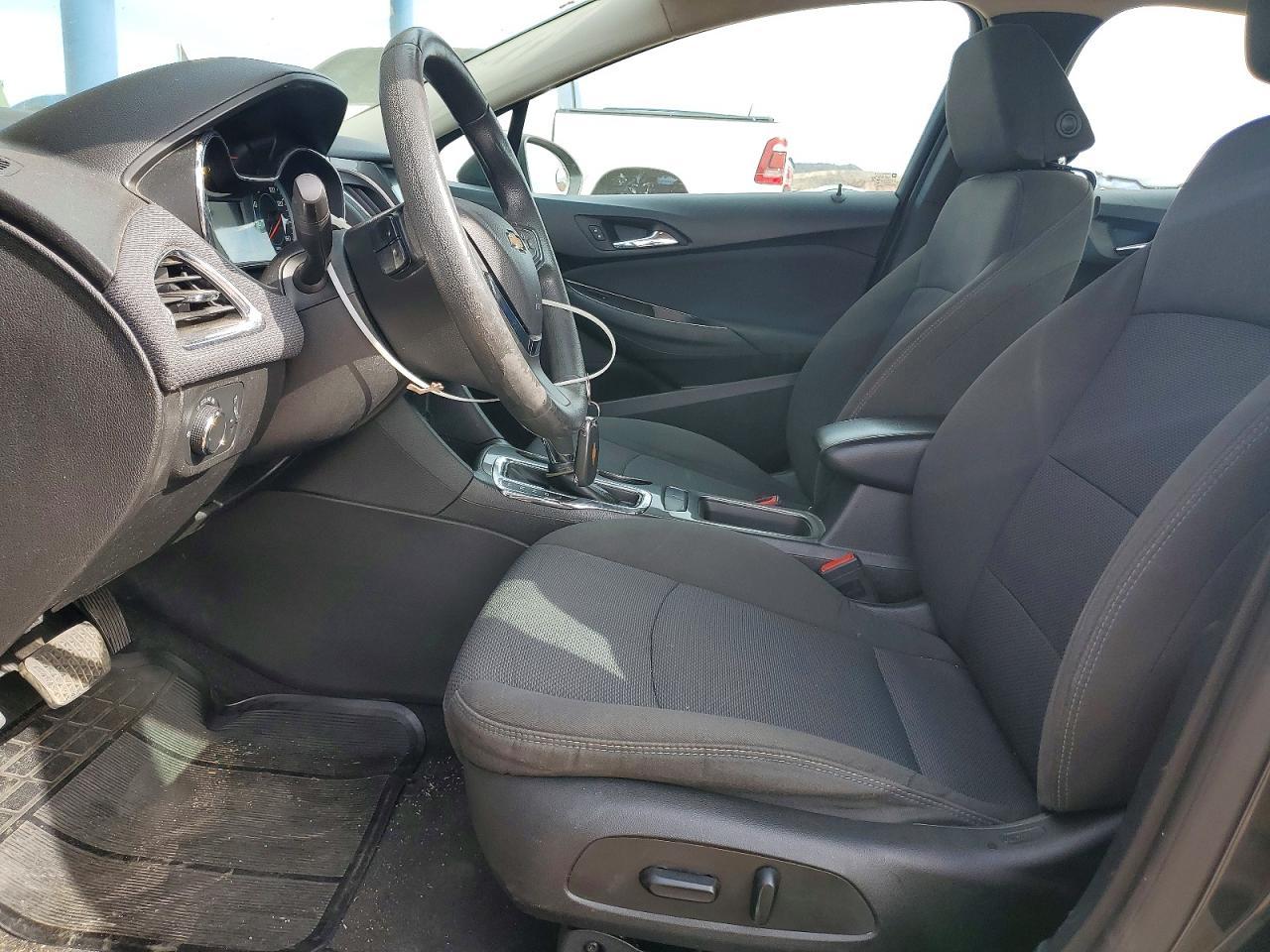 2018 Chevrolet Cruze Lt - zdjęcie 7