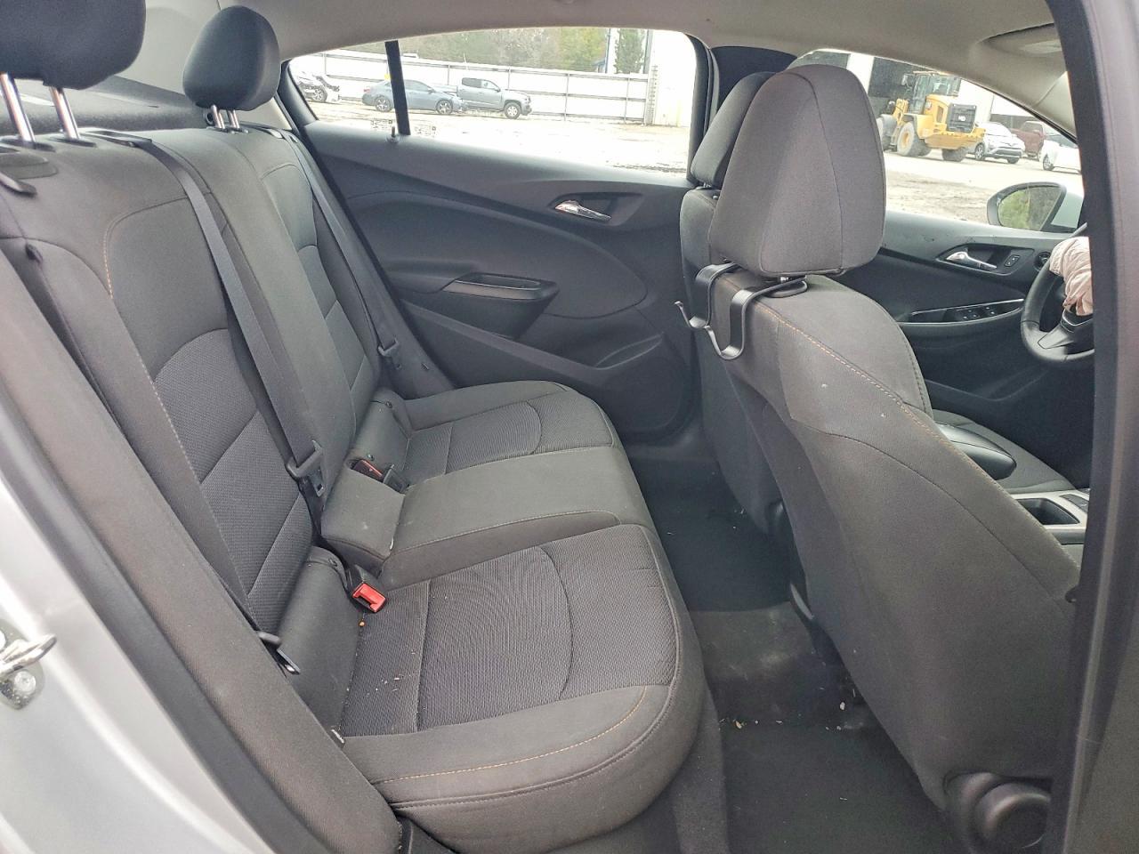 2018 Chevrolet Cruze Ls - zdjęcie 10