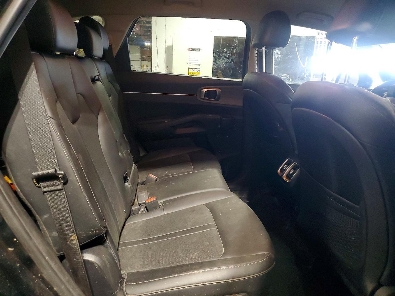 2022 Kia Sorento S - zdjęcie 11