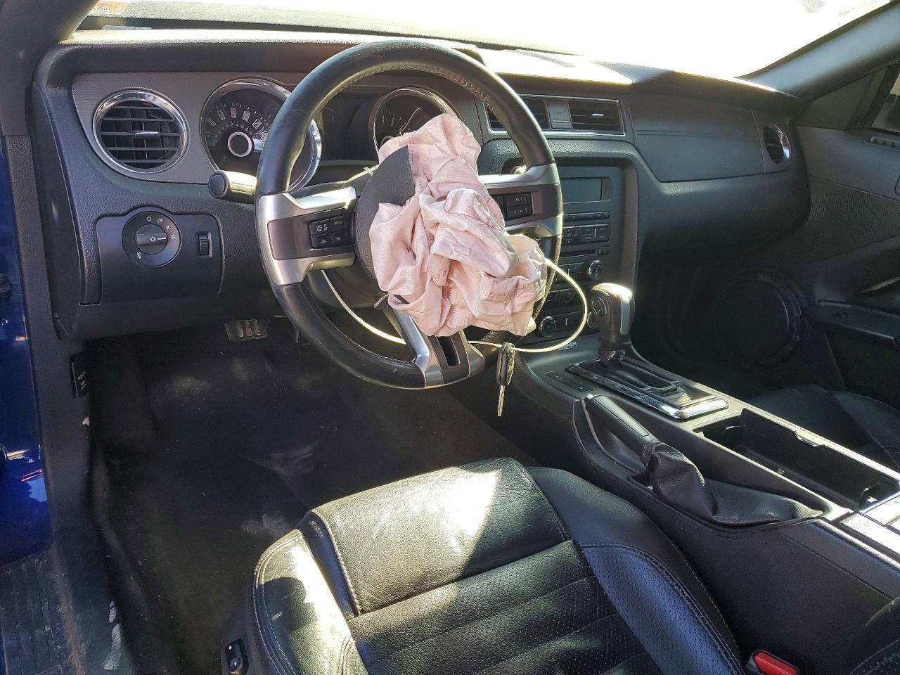 2014 Ford Mustang - zdjęcie 8