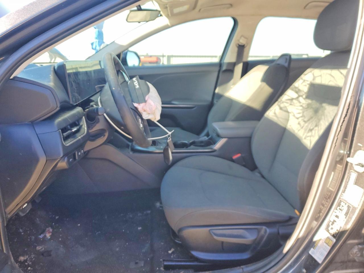 2025 Kia K4 Lx - zdjęcie 7