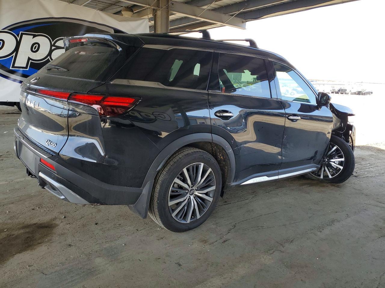 2025 Infiniti Qx60 Autograph - zdjęcie 3