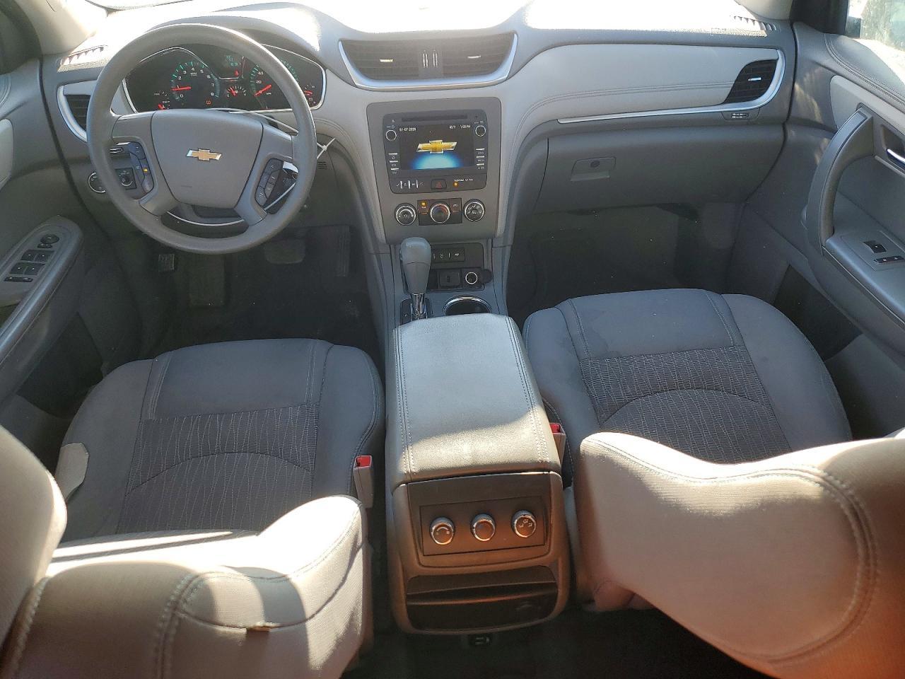 2016 Chevrolet Traverse Ls - zdjęcie 8