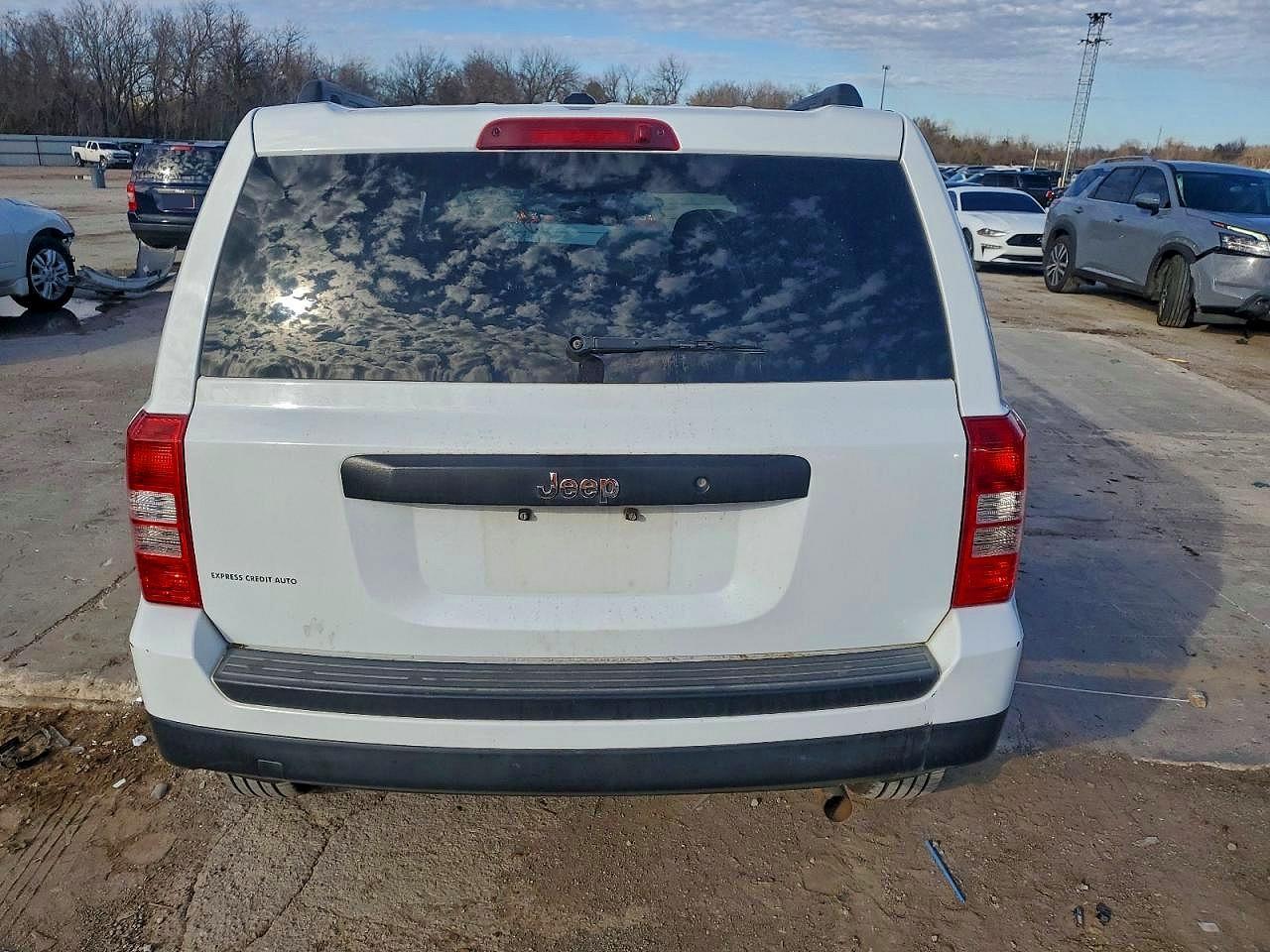 2016 Jeep Patriot Sport - zdjęcie 6