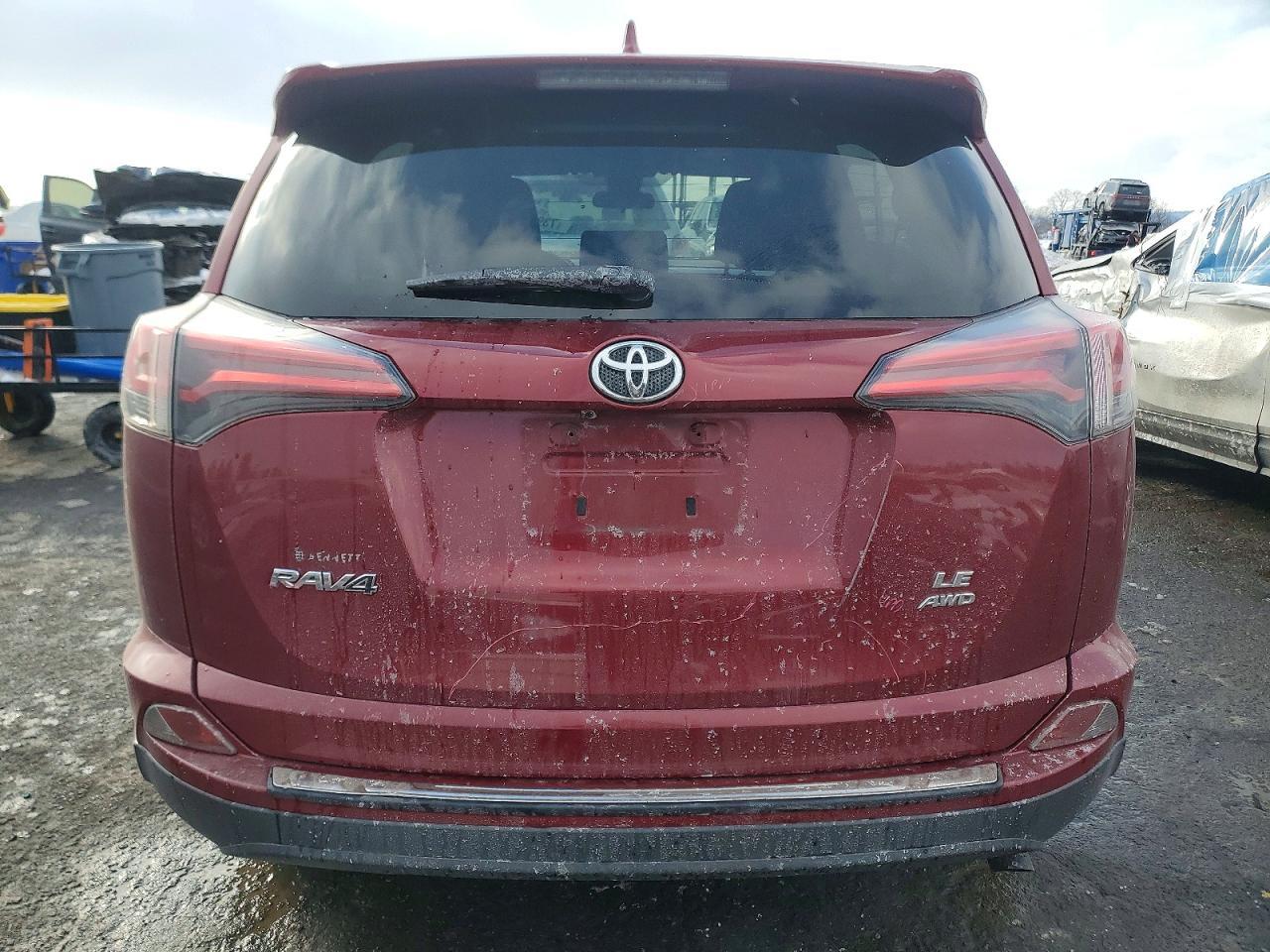 2018 Toyota Rav4 Le - zdjęcie 6