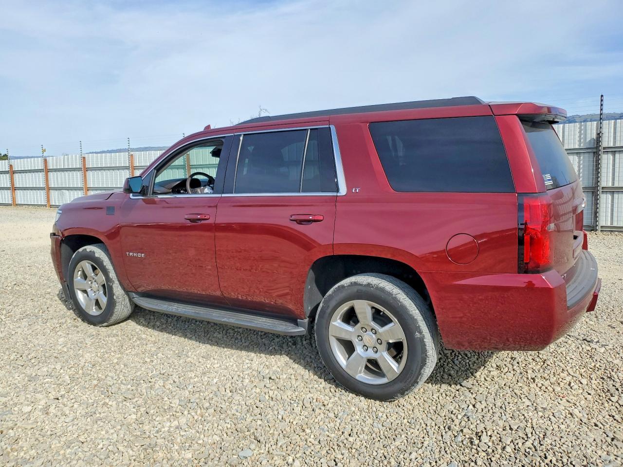 2019 Chevrolet Tahoe K1500 Lt - zdjęcie 2