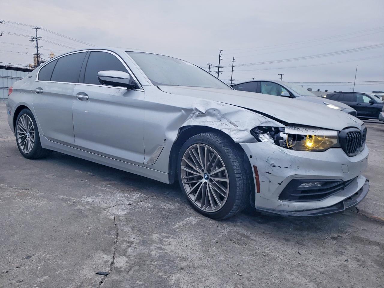 BMW Seria 5 - zdjęcie 4
