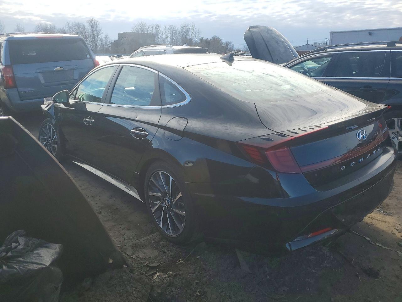 2022 Hyundai Sonata Limited - zdjęcie 2