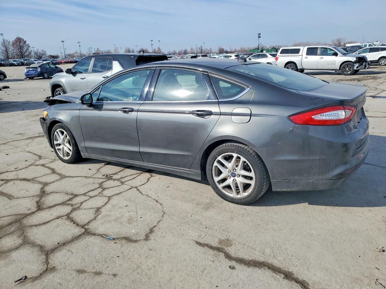 2015 Ford Fusion Se - zdjęcie 2