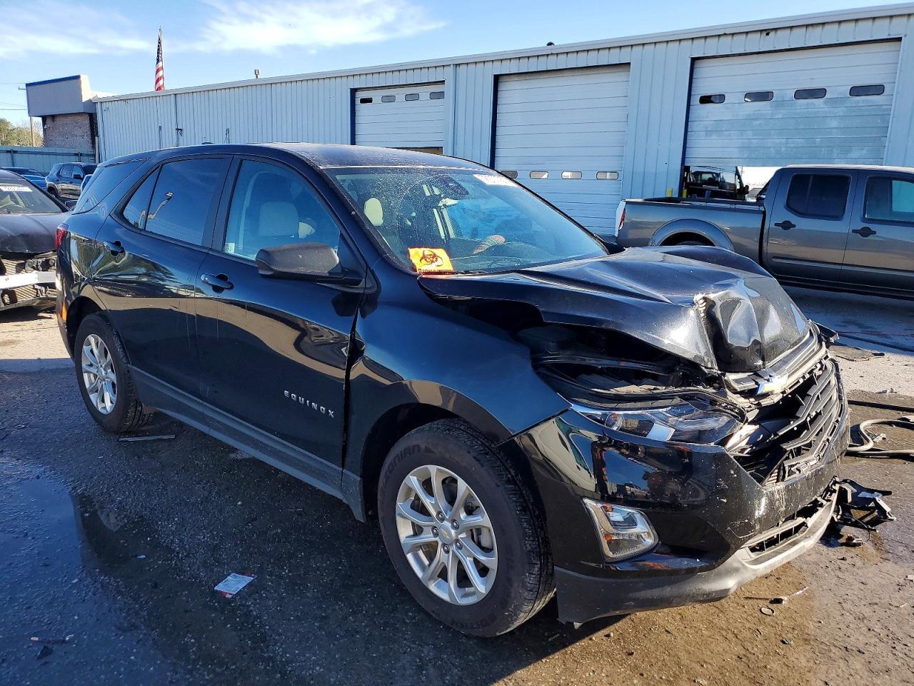 2020 Chevrolet Equinox Ls - zdjęcie 4