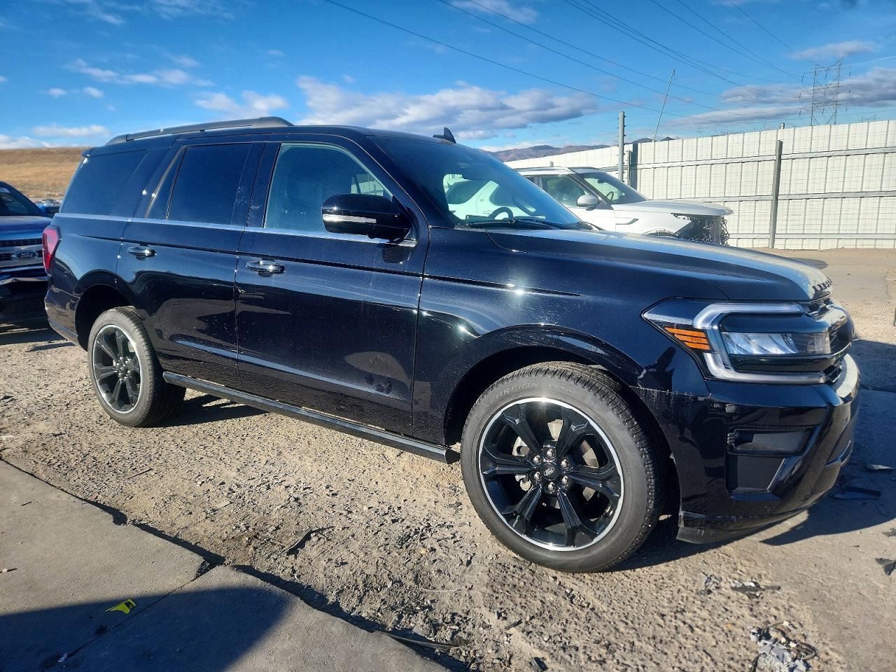 2024 Ford Expedition Limited - zdjęcie 4