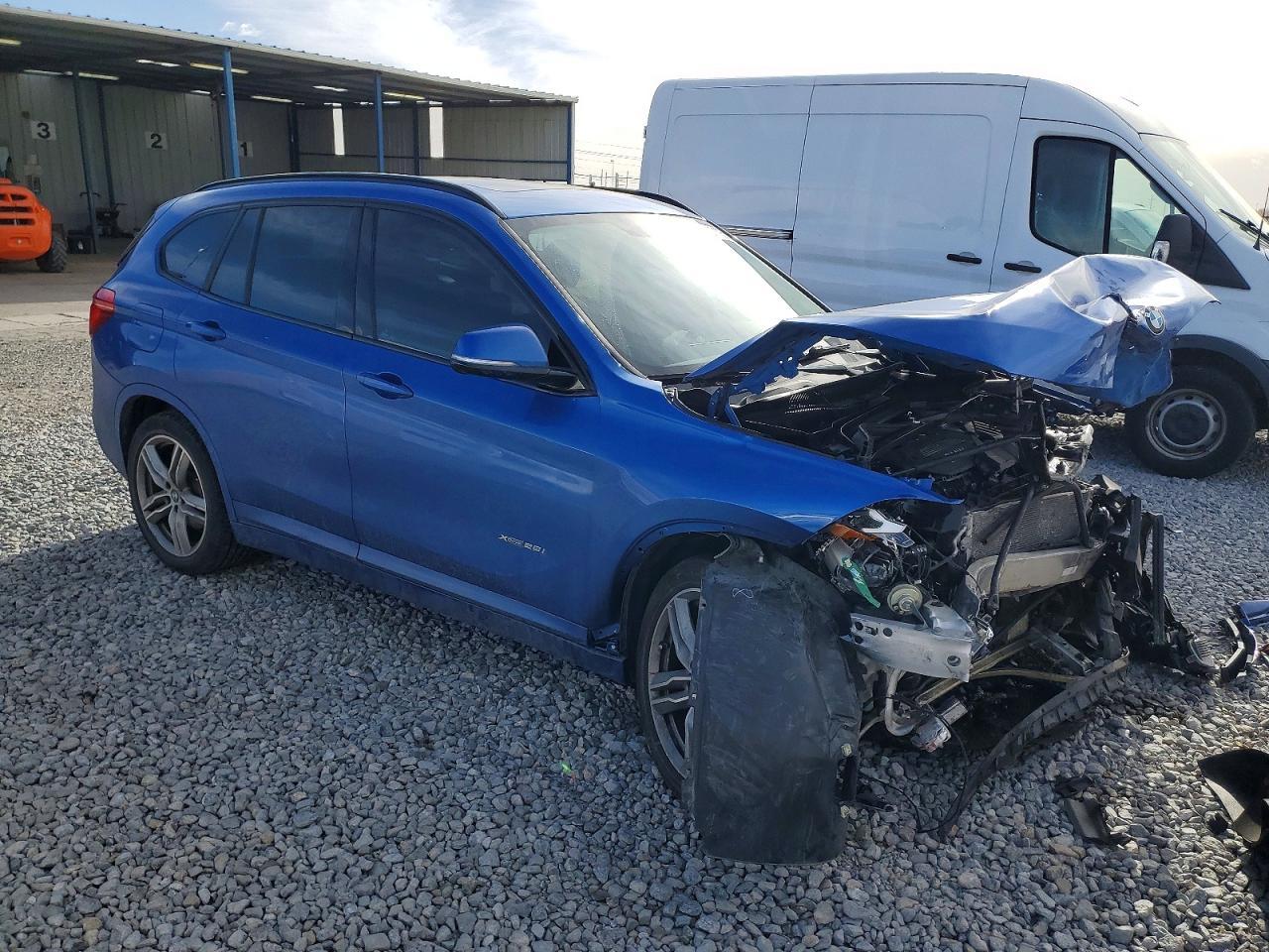 2016 BMW X1 xDrive28I - zdjęcie 4