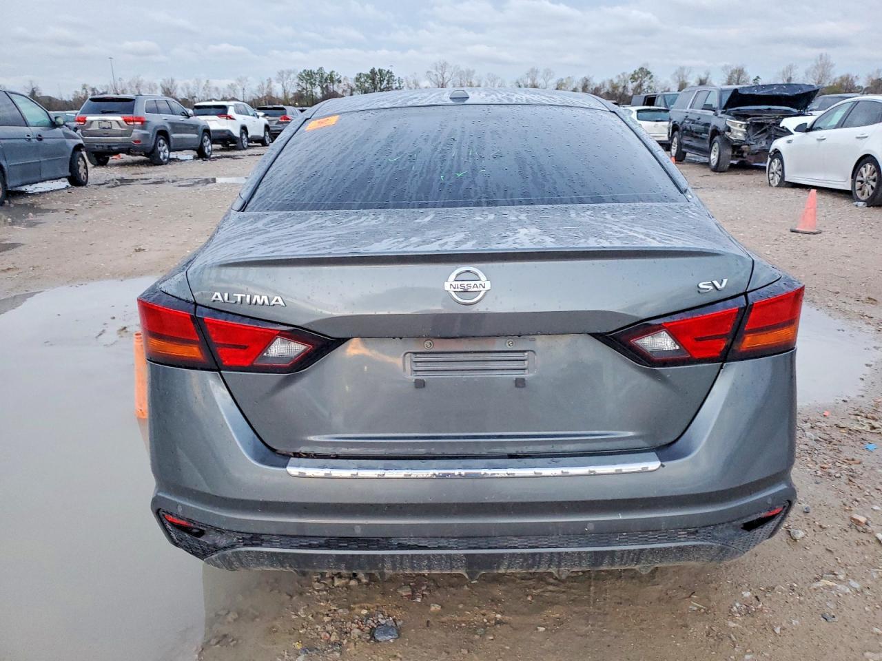 2021 Nissan Altima Sv - zdjęcie 6