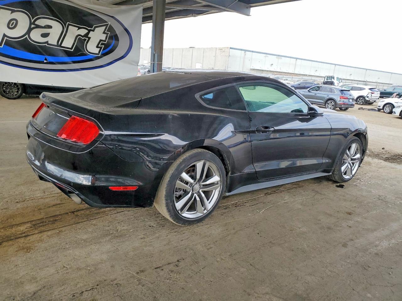 2016 Ford Mustang - zdjęcie 3