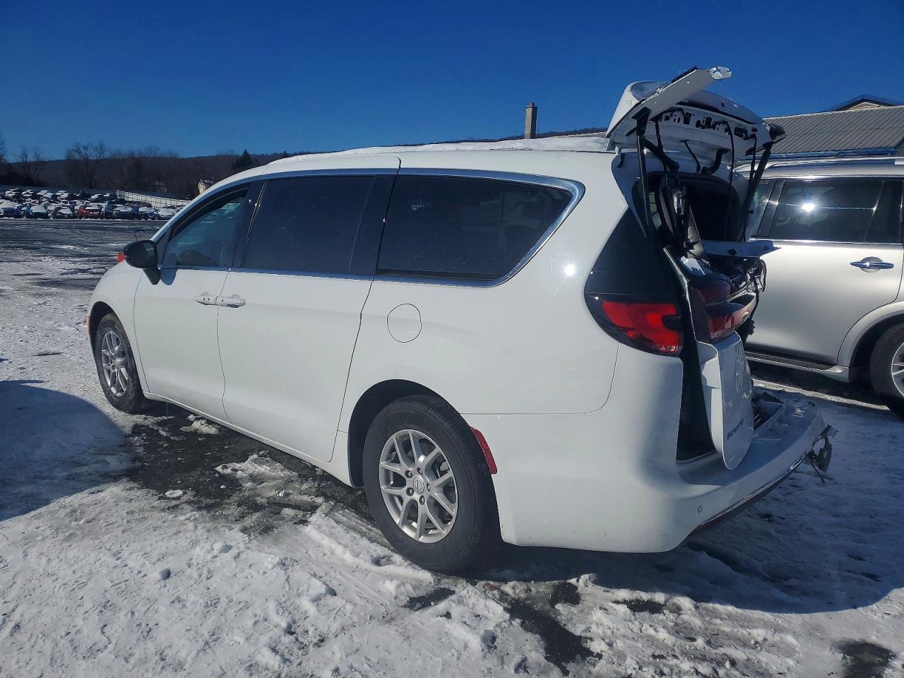 2026 Chrysler Pacifica Select - zdjęcie 2